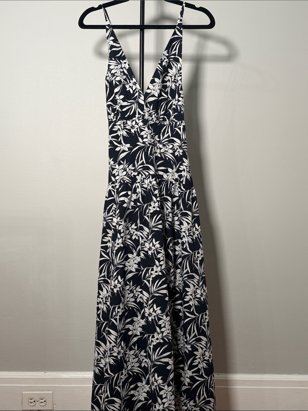 NWT New Smocked Halter Midi Dress in Poplin - Picture 7 of 10